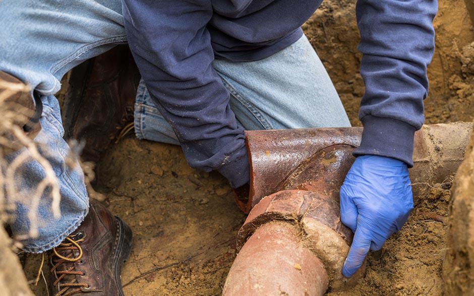  déboucher canalisation wc D'Huison-Longueville